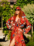 Silk robe as a perfect addition to a summer outfit